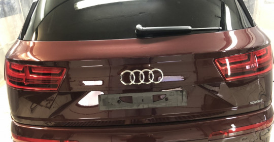  Полировка кузова Audi Q7 и нанесение керамики Ultra One Top