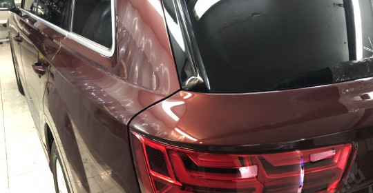  Полировка кузова Audi Q7 и нанесение керамики Ultra One Top