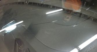 Ремонт трещины лобового стекла на Форд Фокус